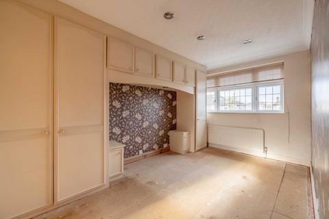 9 Gables Close, Datchet, Slough, SL3 9BB