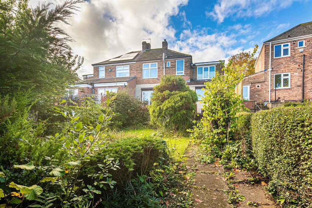 Luke Lane, Wadsley, Sheffield 4 bed semidetached house for sale £235,000