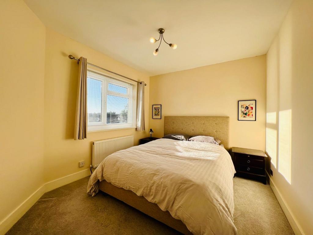 Bedroom 2.jpeg