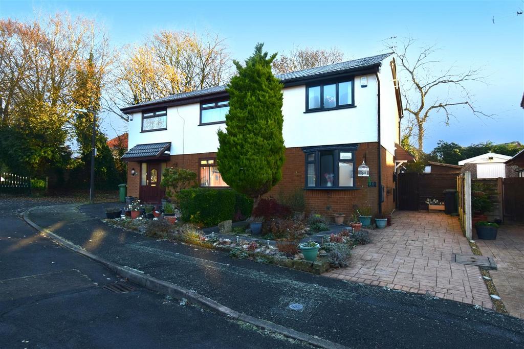 Beatty Drive, Westhoughton, Bolton 2 bed semidetached house £214,500