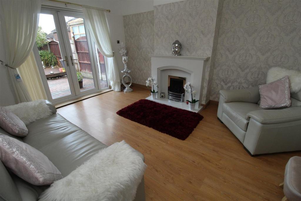 Wrekin Drive, Liverpool L10 2 bed semidetached bungalow for sale £