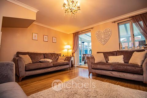 16 Denton Crescent, Black Notley, Braintree, CM77 8ZZ