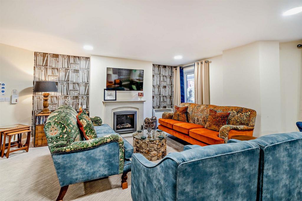 8577062-interior17-800.jpg