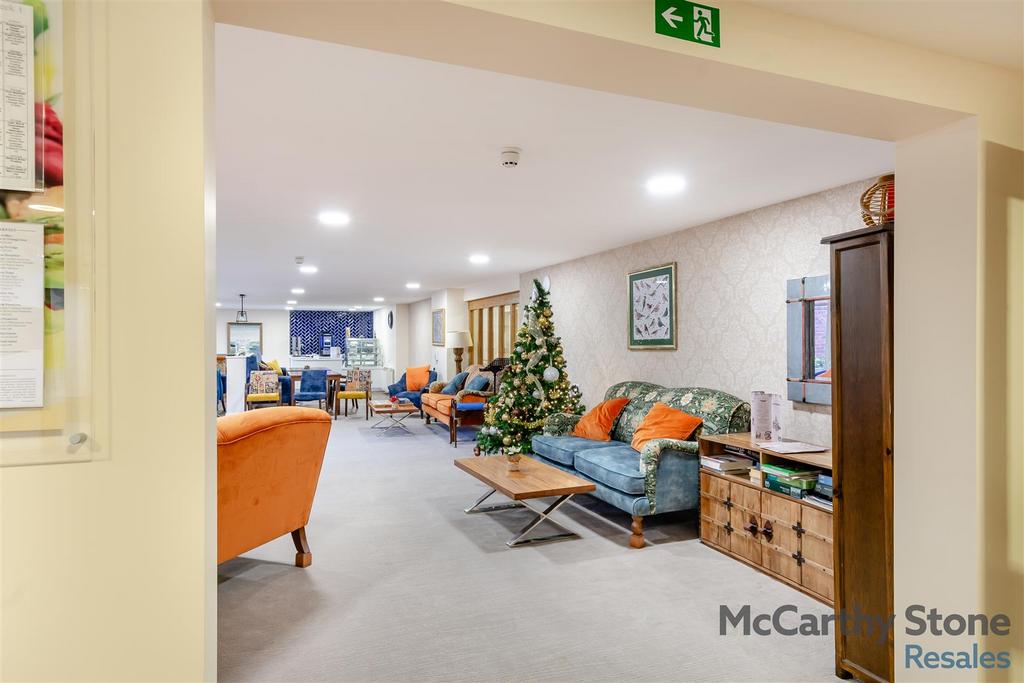 8672628-interior21.jpg