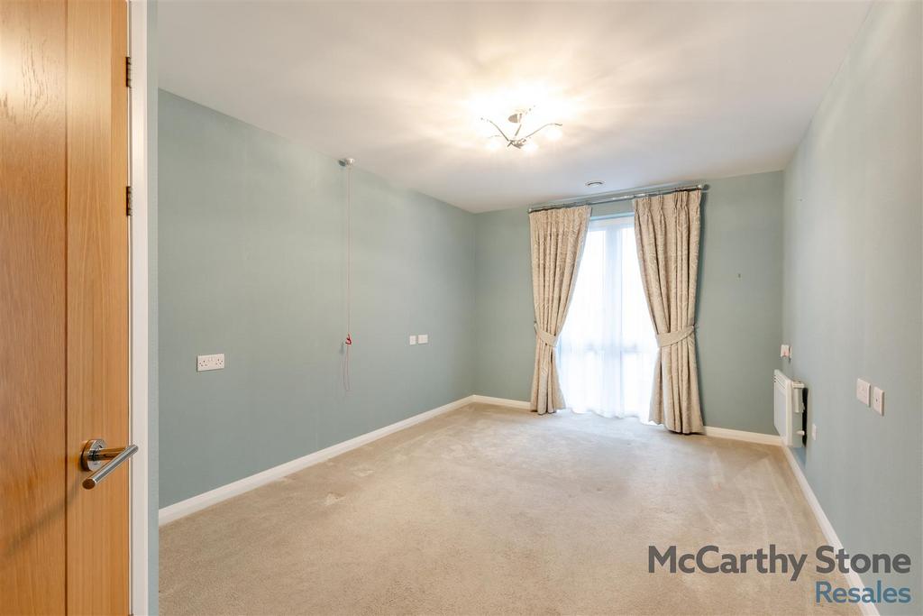 8672628-interior15.jpg