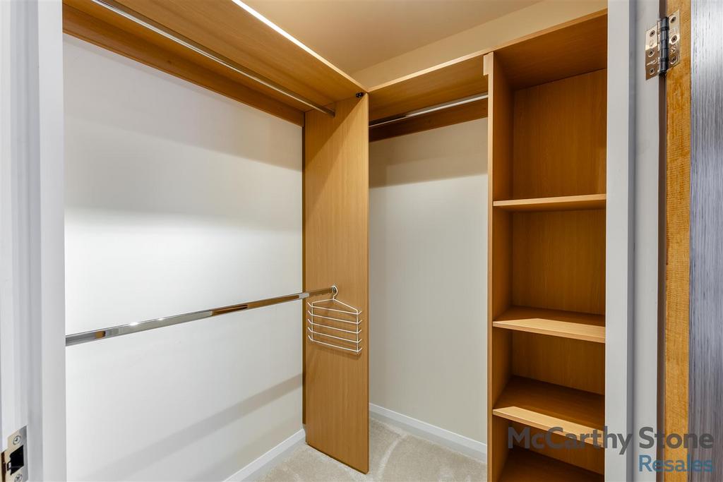 8672628-interior18.jpg