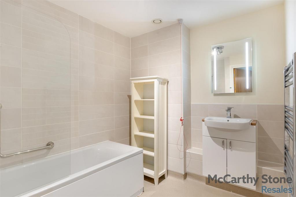 8672628-interior12.jpg
