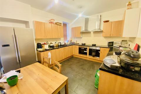 7 bedroom end of terrace house for sale, College Street, Long Eaton, Nottingham