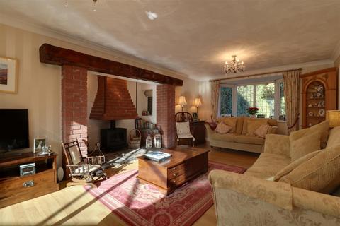 4 bedroom detached house for sale - Delamere Court, Alsager