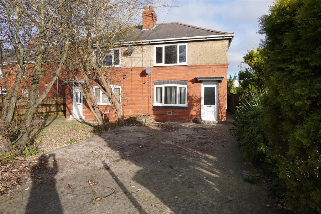 Thorpe Road Avenue, Howden, Goole 3 bed semidetached house for sale
