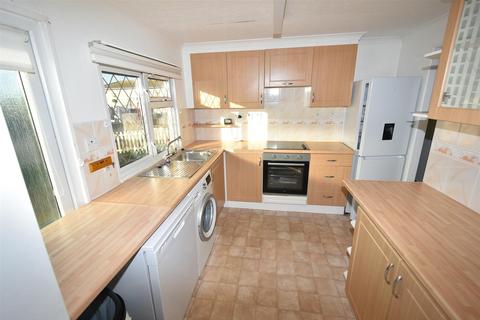 2 bedroom park home for sale - Kings Park Creek Road, Canvey Island SS8