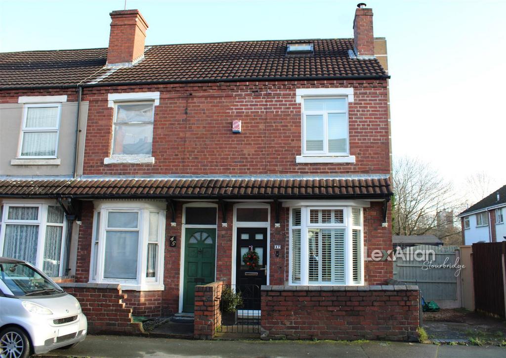 West Street, Old Quarter, Stourbridge 3 bed end of terrace house for