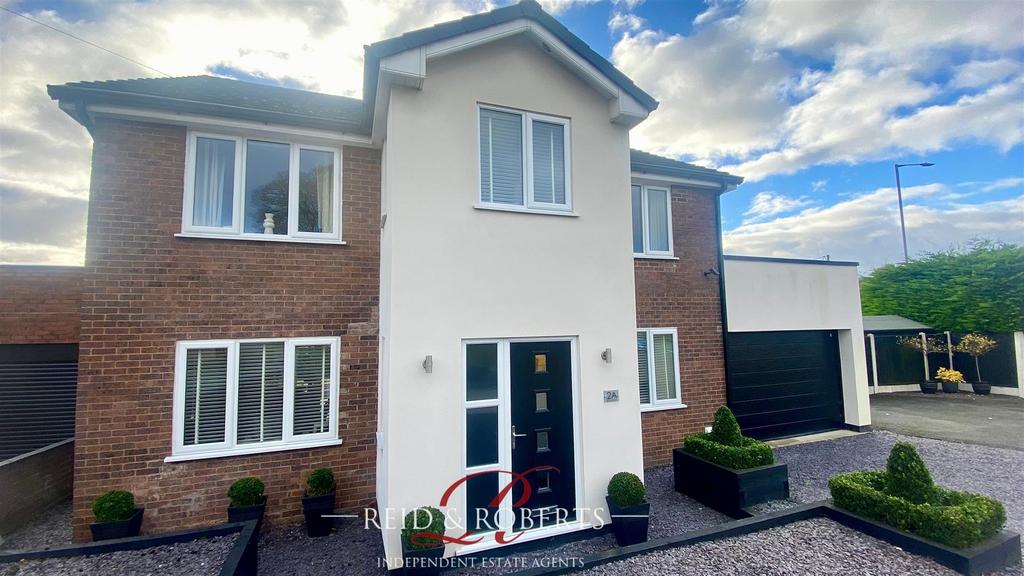 Bryn Awelon, Mold 4 bed detached house for sale £450,000