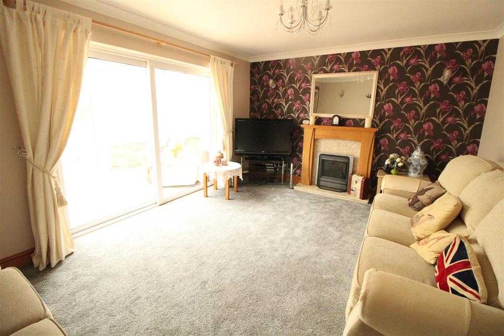 Park Leys, Daventry 4 bed house £375,000