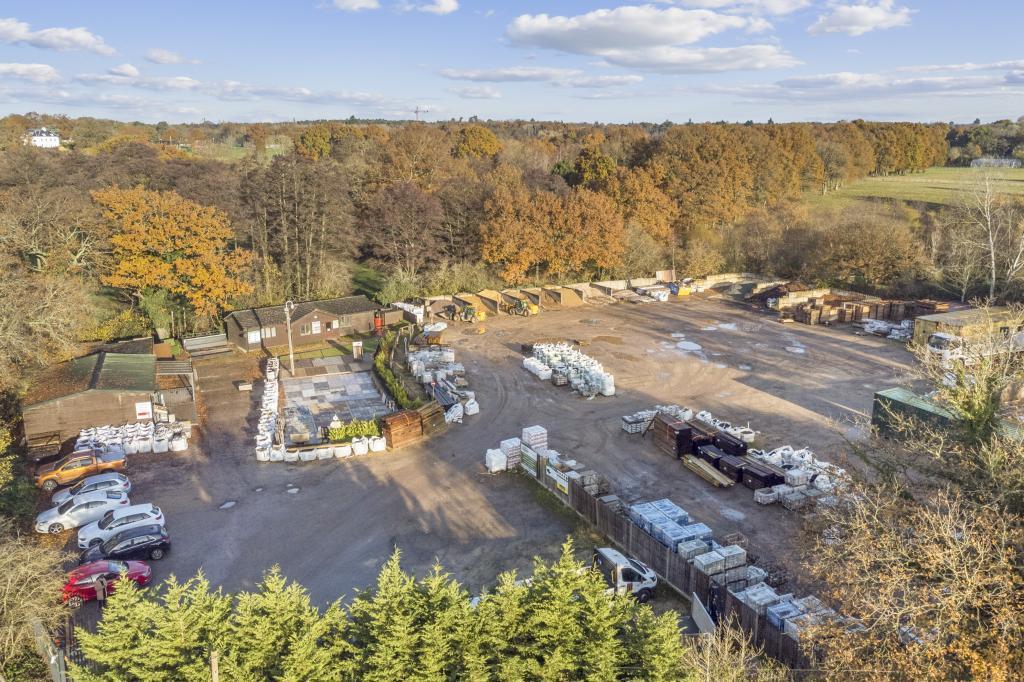 Landscape Supplies 327788 05.jpg