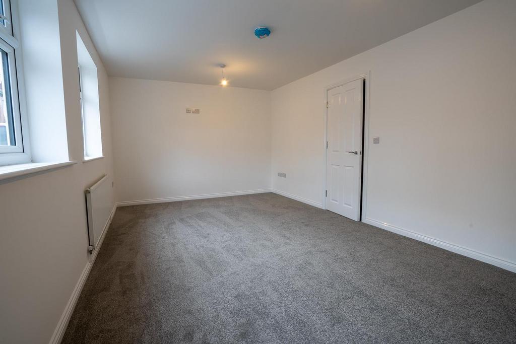 Noble Apt1-6.jpg
