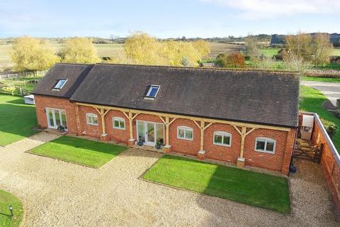 4 bedroom barn conversion for sale, Lutterworth Road, North Kilworth, Lutterworth