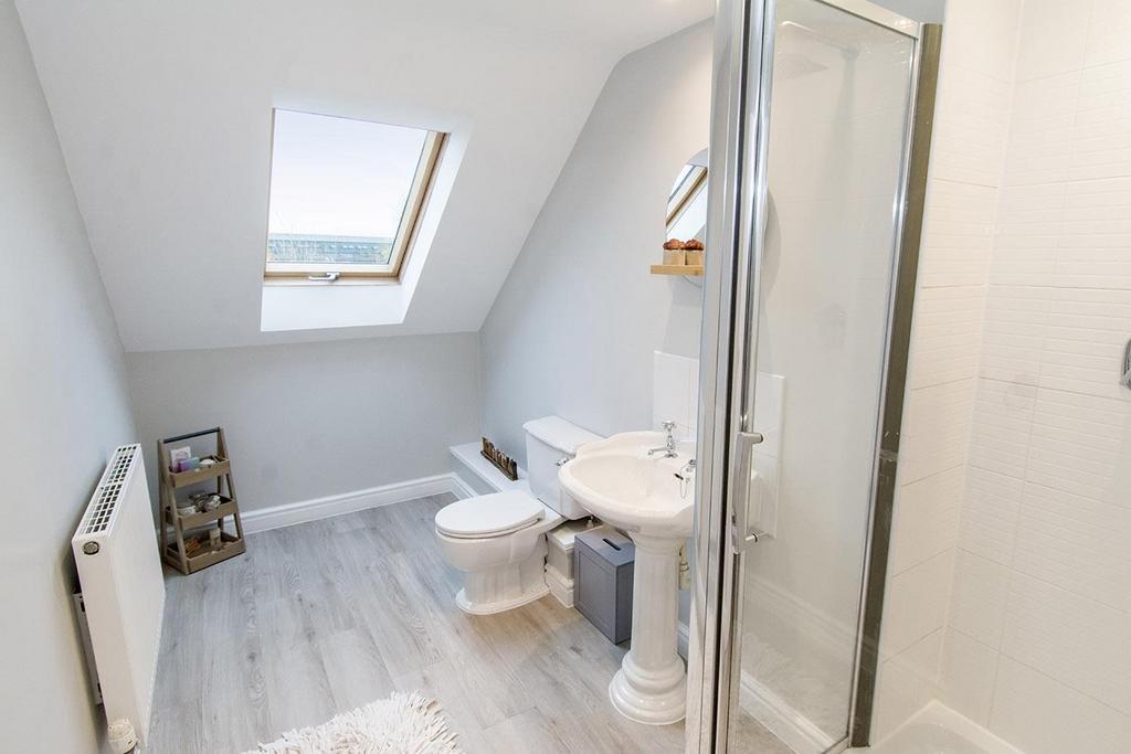 Master En-Suite