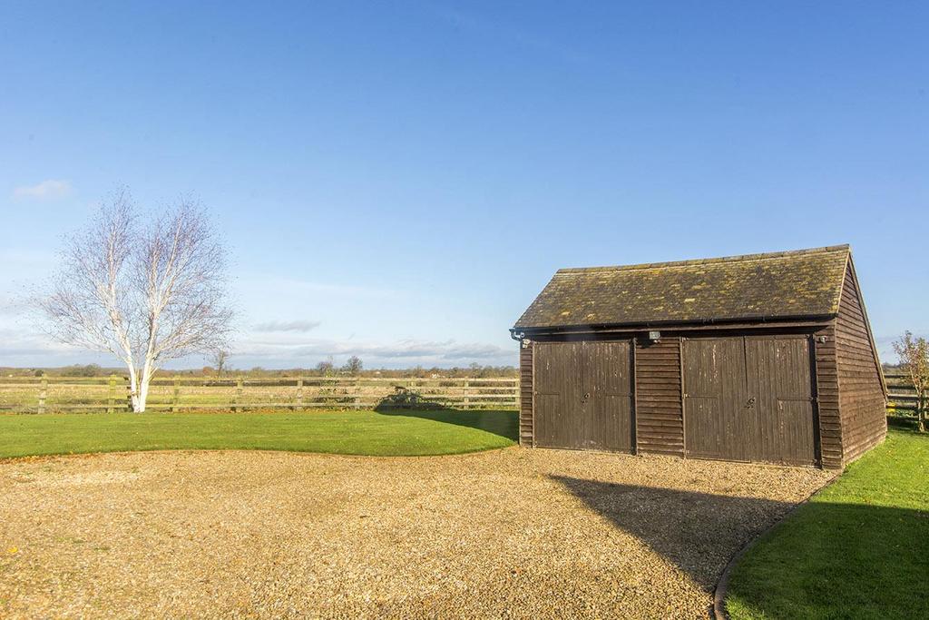 Detached Double Garage