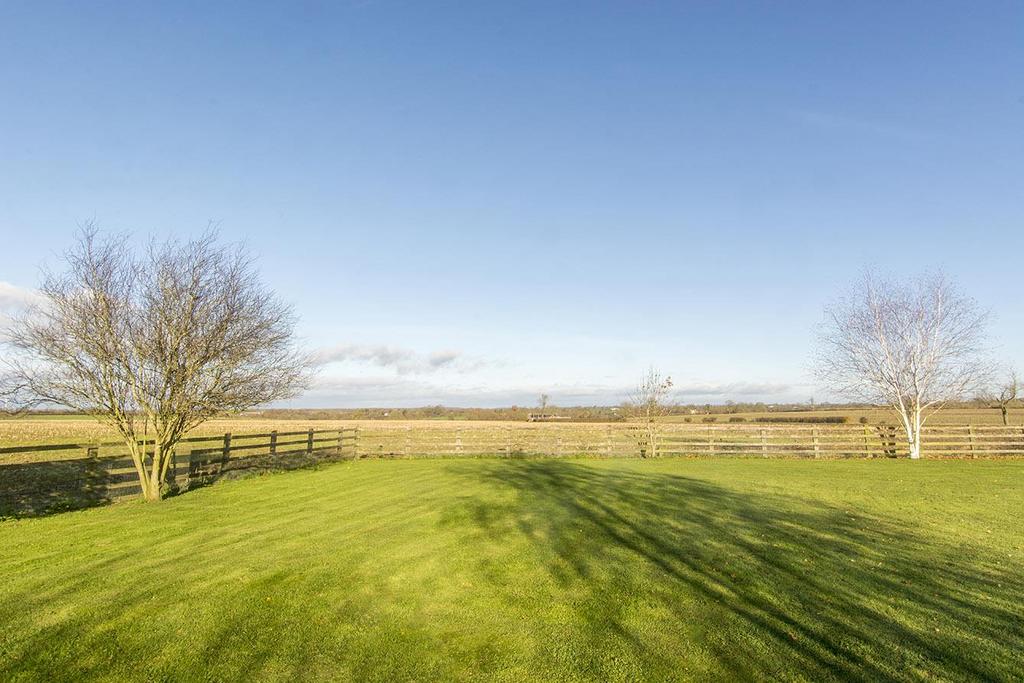 Gardens & View (Photo 2)