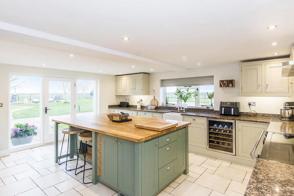 Kitchen Breakfast Room