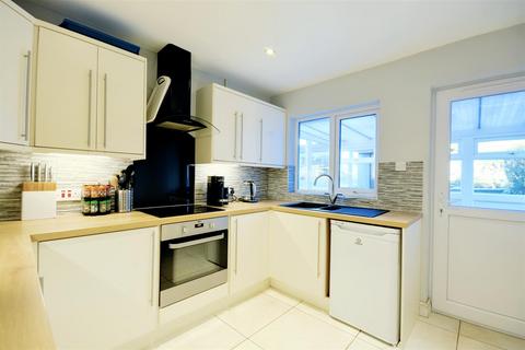 3 bedroom detached bungalow for sale - Jenned Road, Arnold, Nottingham