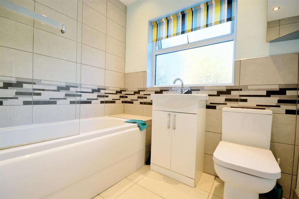 Bathroom.jpeg