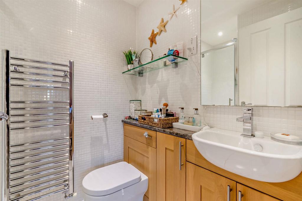 Ensuite
