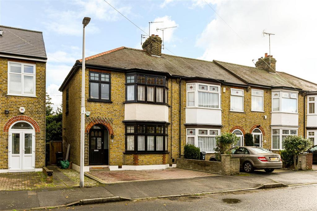 7 Thornwood Close-28.jpg