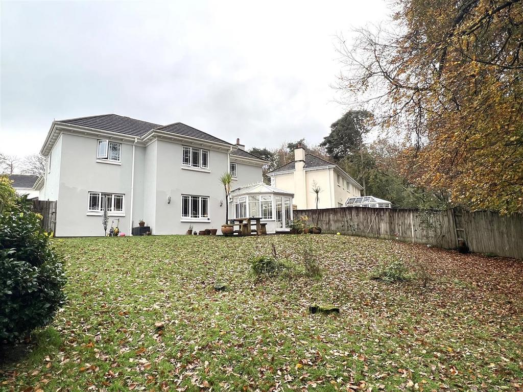 Wheal Regent Park, Carlyon Bay, St. Austell 5 bed detached house for sale £685,000