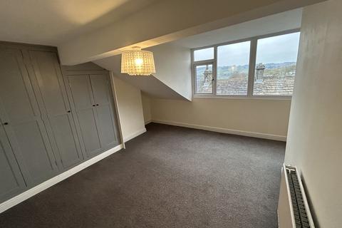 2 bedroom terraced house for sale, Hebden Road, Haworth, Keighley, BD22