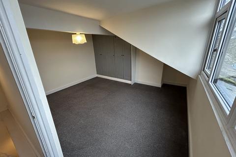 30 Hebden Road, Haworth, Keighley, BD22 8RE