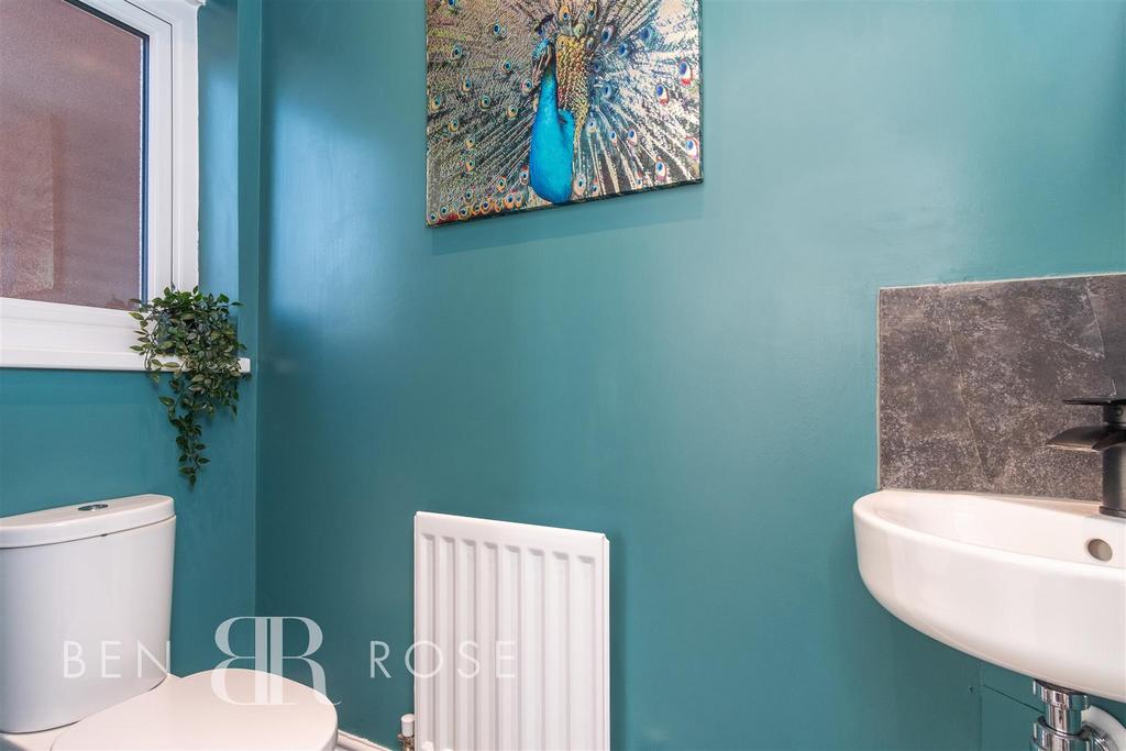 Utility Room/WC