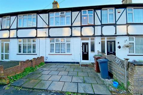 3 bedroom terraced house for sale - Victoria Road, Dagenham