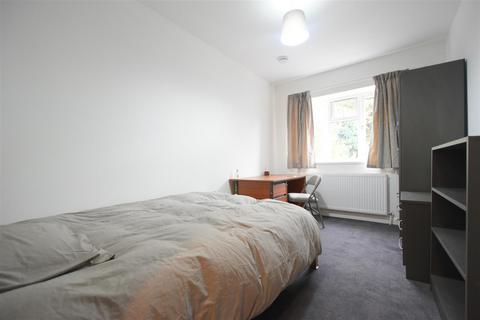 8 bedroom detached house to rent - Elmdon Road, Selly Oak, Birmingham B29