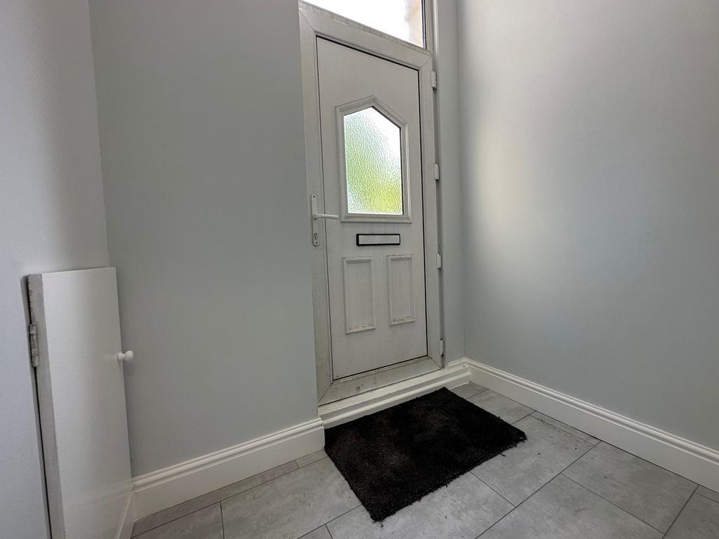 Avenham Lane, Preston, PR1 4 bed end of terrace house for sale £170,000