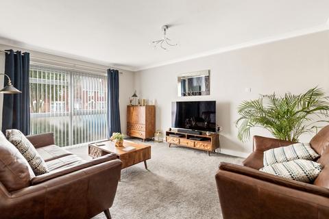 36 Cornwallis Avenue, Folkestone, CT19 5JW