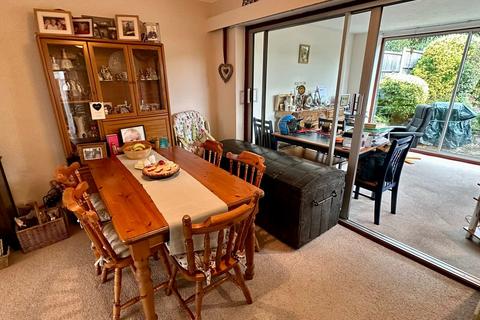 26 Chartwell Road, Hereford, HR1 2TU