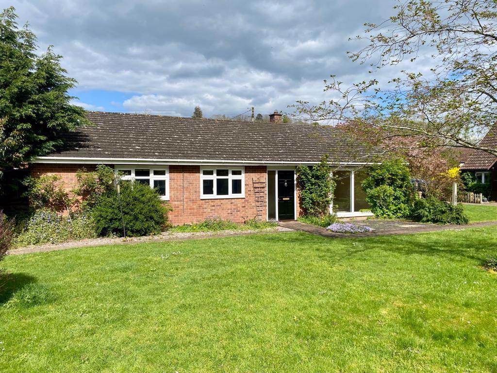 Fairfield Green, Fownhope, Hereford, HR1 3 bed detached bungalow for sale £359,950