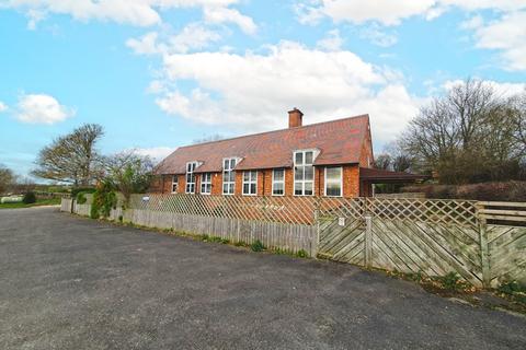 3 bedroom barn for sale - The Old School, Weaverthorpe YO17 8ES