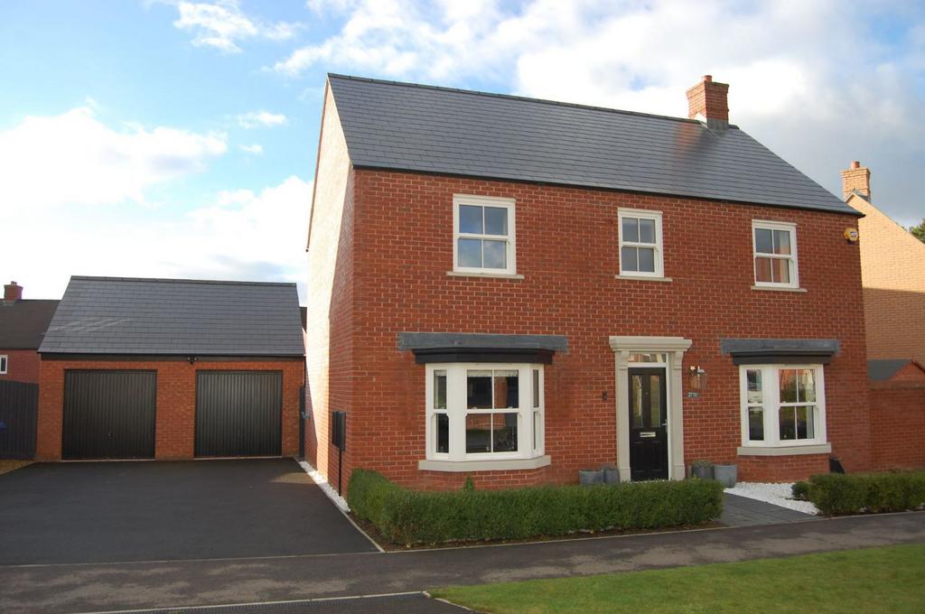 Cartmel Close, Towcester, Northamptonshire NN12 6UA 4 bed detached