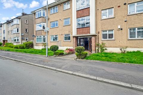 3 bedroom flat to rent, Weymouth Drive, Glasgow G12