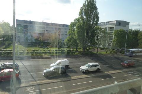 2 bedroom apartment to rent - Shields Rd, Glasgow G41