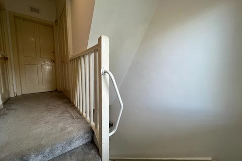 2 bedroom semi-detached house to rent - Kirkton Avenue, Knightswood G13