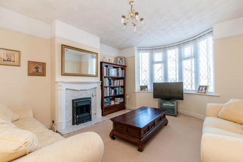 4 bedroom semi-detached house for sale, Westbrook Avenue, Margate, CT9