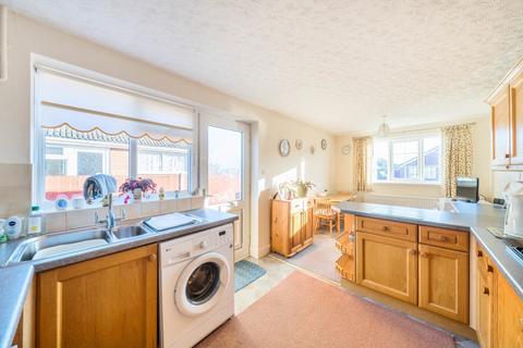 3 bedroom detached bungalow for sale - Delph Road, North Hykeham, Lincoln, Lincolnshire, LN6
