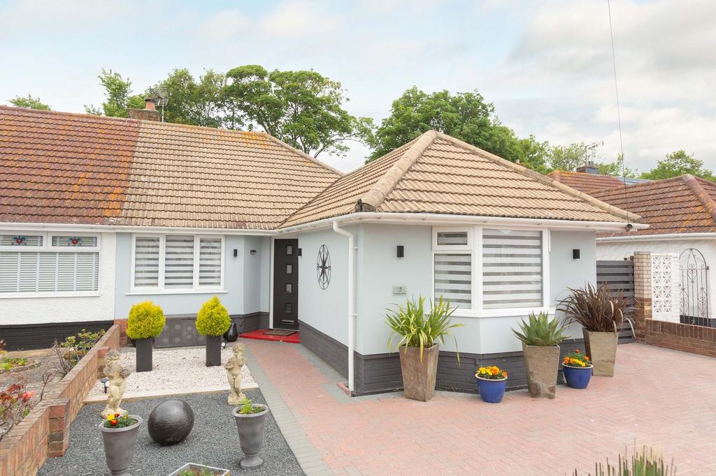 Ursuline Drive, Westgate-On-Sea, CT8 2 bed semi-detached bungalow for ...