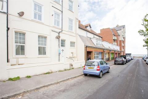 Flat 26, St Mildreds Court Beach Road, Westgate-on-sea, CT8 8AE