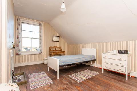 63 Minster Road, Westgate-on-sea, CT8 8DA