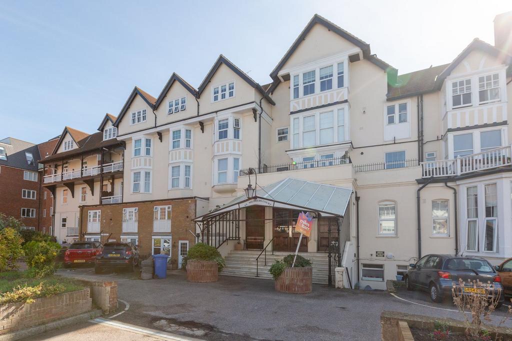 Flat 2, St. Mildreds Court Beach Road, WestgateOnSea, CT8 8AE 1 bed